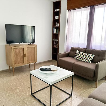 Comfortable Engomi Apartment Nicósia Exterior foto